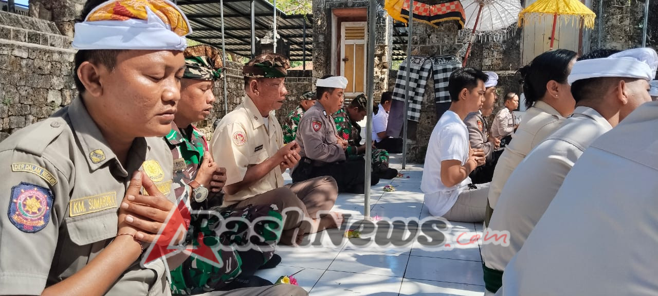 Persembahyangan Bersama dalam Rangka HUT TNI ke-80 dan Antisipasi Bencana Alam di Kecamatan Banjar
