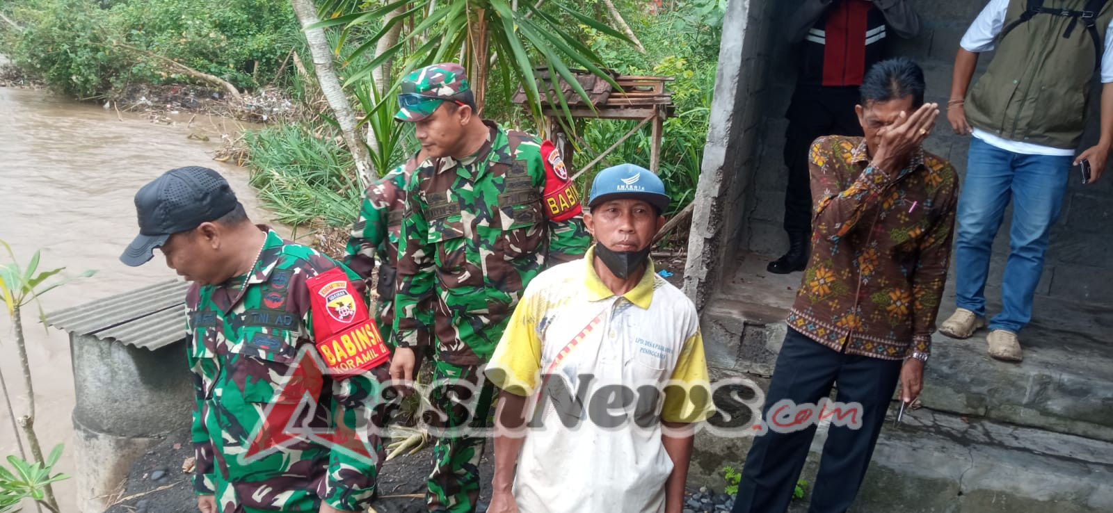 Naik Motor, Koramil Dawan Gelar Patroli Antisipasi Gangguan Kamtibmas Dan Bencana Alam