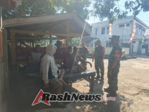 Koramil 1608-01/Rasanae Pimpin Patroli Siskamling, Wujudkan Keamanan Kelurahan Kumbe