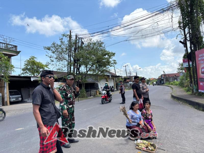 Upacara Ngaben Berjalan Lancar,  Tiga Pilar  Di Gunaksa Sukses Gelar Pengamanan