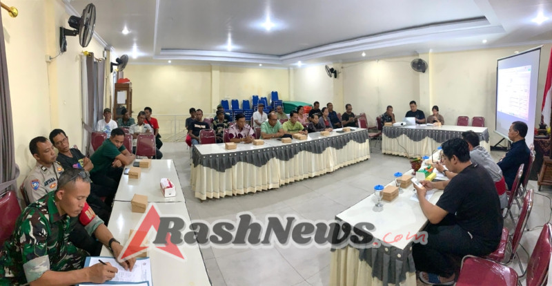 Hadiri Musdes, Babinsa Satra Tegaskan Siap Dukung Dan Berkontribusi Sukseskan Pembangunan Desa