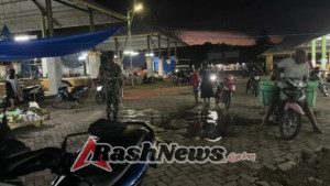 Babinsa Koramil 1625-05/Aesesa Laksanakan Patroli Malam di Kelurahan Danga