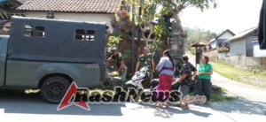 Babinsa 1623-02/Abang laksanakan penjualan beras SPHP di Pasar tradisional dalam rangka HUT TNI ke-80.