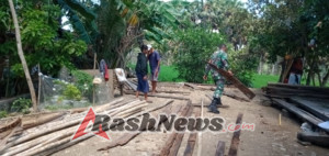 Wujud Kepedulian TNI, Sertu David Bullen Turun Langsung Bantu Masyarakat