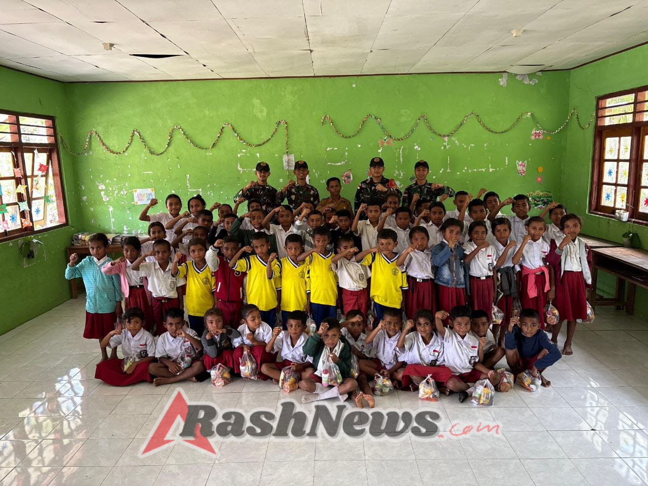 Satgas Pamtas Laksanakan Kegiatan Wasbang di SDK Tubu