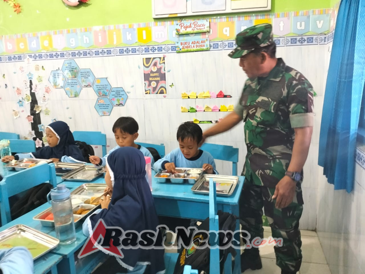 Kebersamaan Babinsa dan Masyarakat Wujudkan Anak Buleleng Sehat dan Cerdas