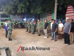 Kerja Keras Personil TNI Untuk Menggalakkan Siskamling