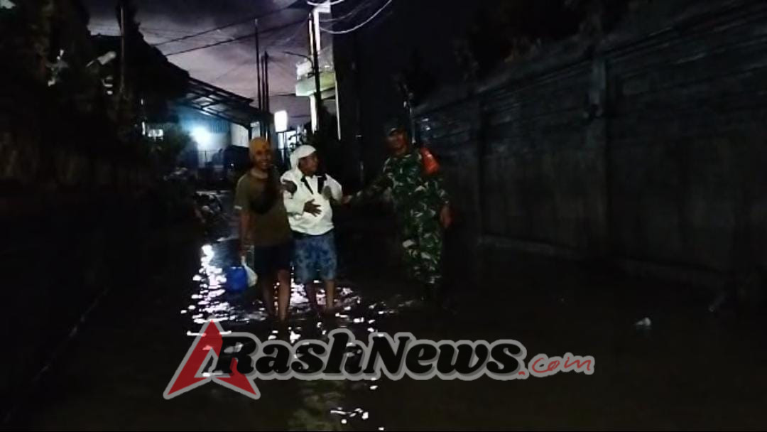 Tanggap Bencana, Babinsa Kusamba Turun Ke Wilayah Lakukan Patroli Pasca Diguyur Hujan Lebat