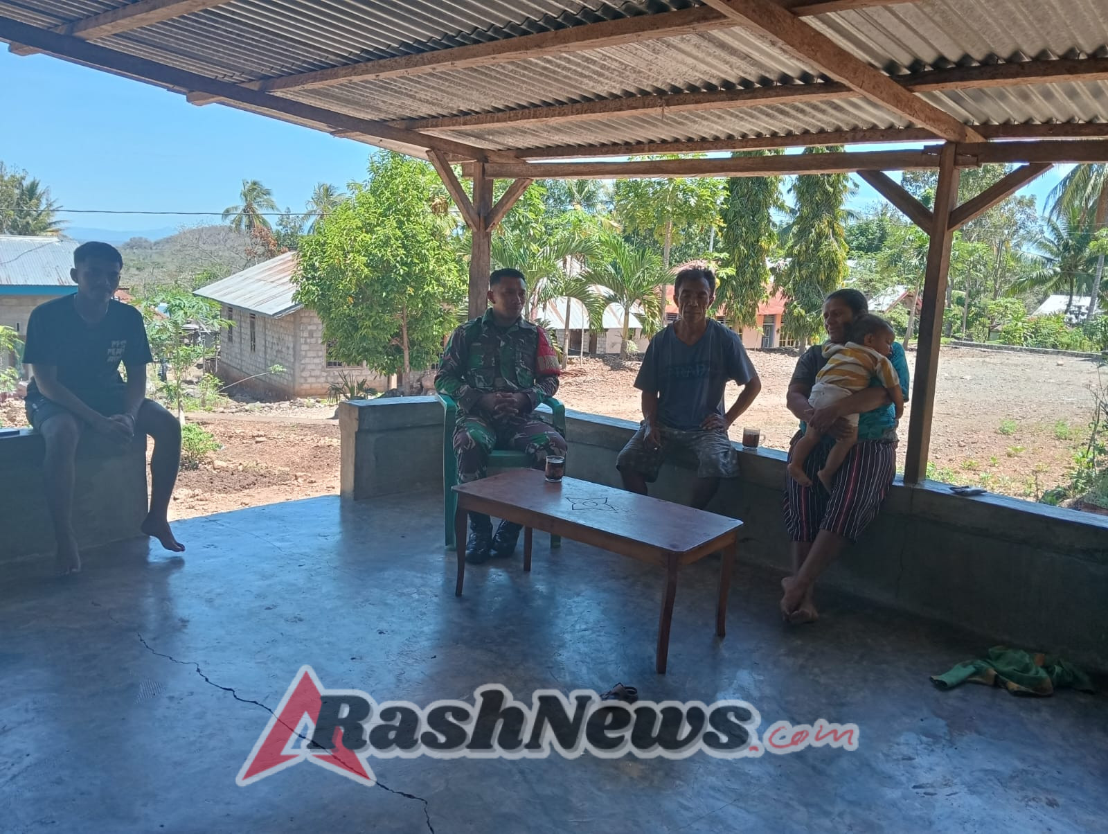 Babinsa Ajak Warga Fatoin Peduli Kesehatan dan Lingkungan