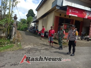 Babinsa Desa Bukian Bersinergi Amankan Upacara Diksa Pariksa di Griya Cebang