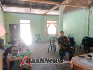 Wujudkan Kemanunggalan TNI-Rakyat, Babinsa Maurole Laksanakan Puldata dan Pemantauan Wilayah