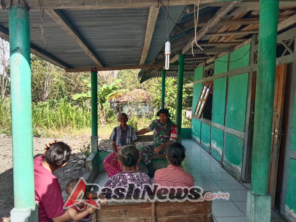 Babinsa Koramil 1618-04/Bisel Laksanakan Anjangsana dan Edukasi Kesehatan di Desa Tapenpah