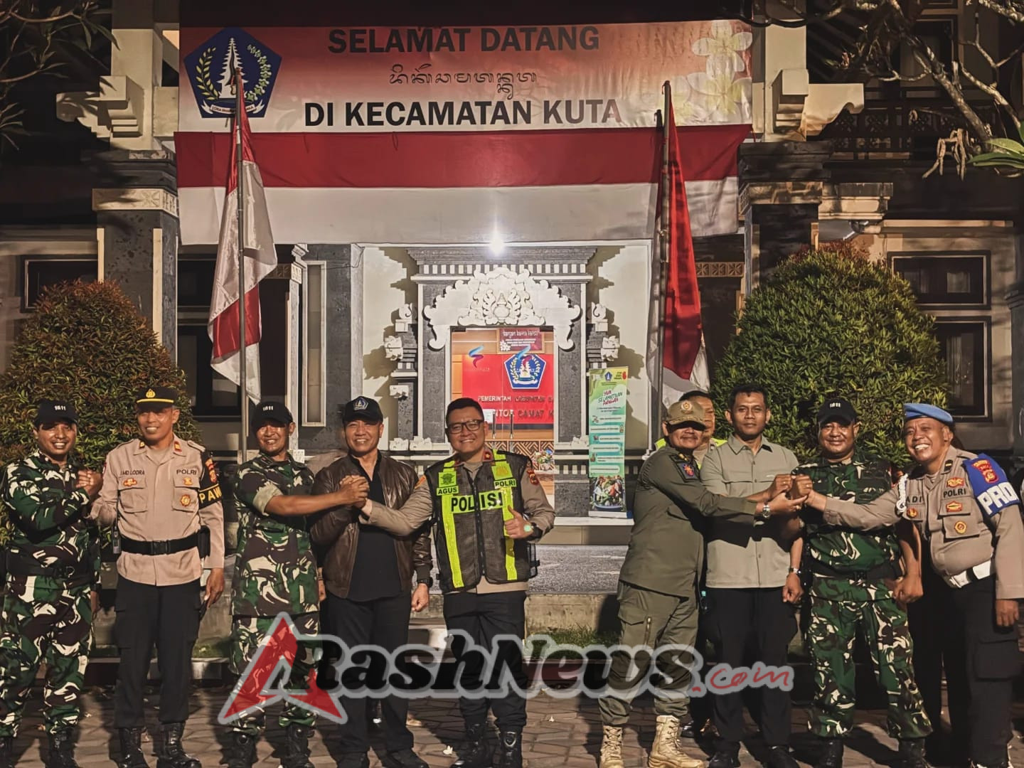 Polsek Kuta Gelar Apel Patroli Gabungan Sinergitas TNI-Polri dan Muspika Kuta