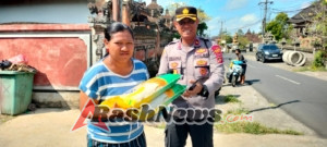 Meningkatkan ketersediaan pangan di masyarakat Polsek Tabanan salurkan beras murah SPHP