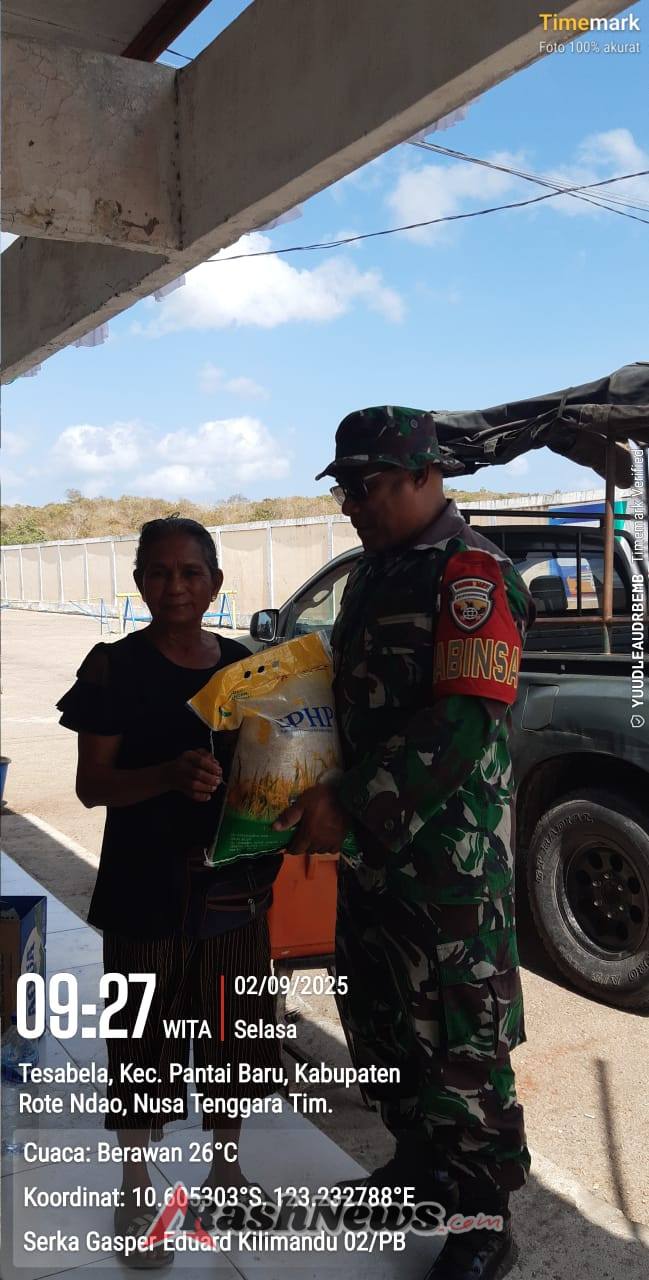 Gerakan Pangan Murah Koramil 02/Pantai Baru Disambut Antusias Warga