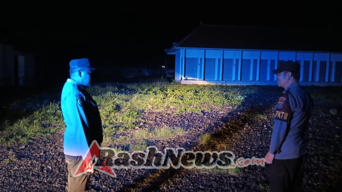 Polsek Selat Laksanakan Blue Light Patrol untuk Tingkatkan Keamanan Wilayah