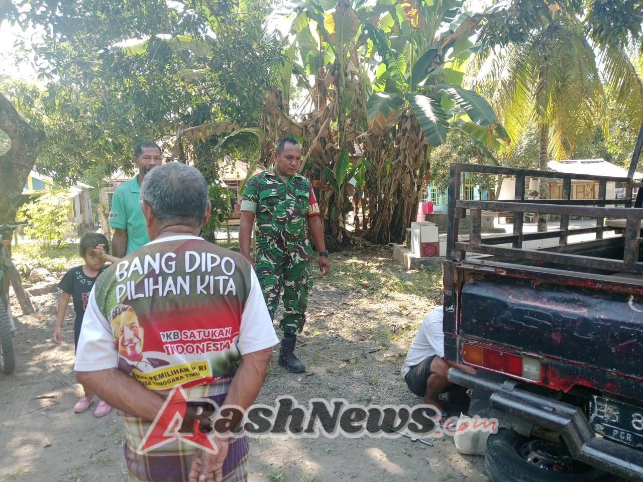 Kodim 1602/Ende Perkuat Kamtibmas melalui Kegiatan Monitoring dan Komsos di Desa Raba