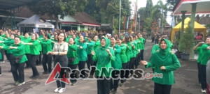 Dandim 1616/Gianyar Lepas Peserta Jalan Sehat HUT TNI ke-80 di Kota Gianyar