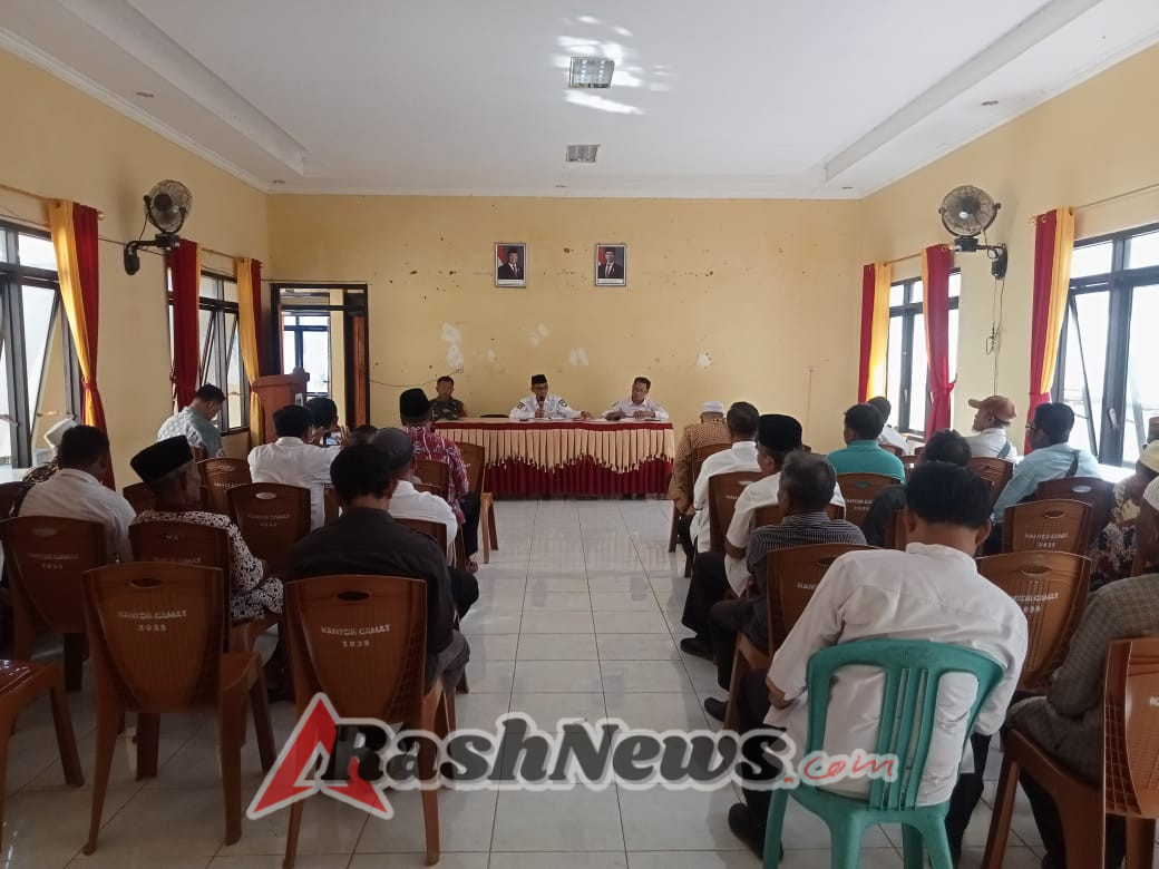 Wujudkan Kebersamaan, Babinsa Hadiri Rapat Penyegaran Pengurus Masjid Nurul Yaqin