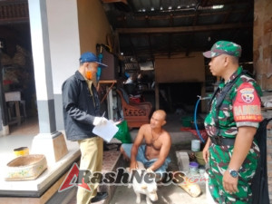 Sinergi Babinsa dan Tim Keswan, Vaksinasi Massal HPR Berjalan Aman dan Lancar di Desa Petak