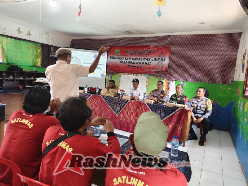 Babinsa Pejeng Kaja Hadiri dan Kawal Peningkatan Kapasitas Linmas Tahun 2025