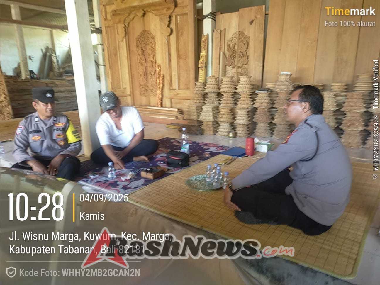 Kapolsek Marga Sambangi Tokoh Masyarakat