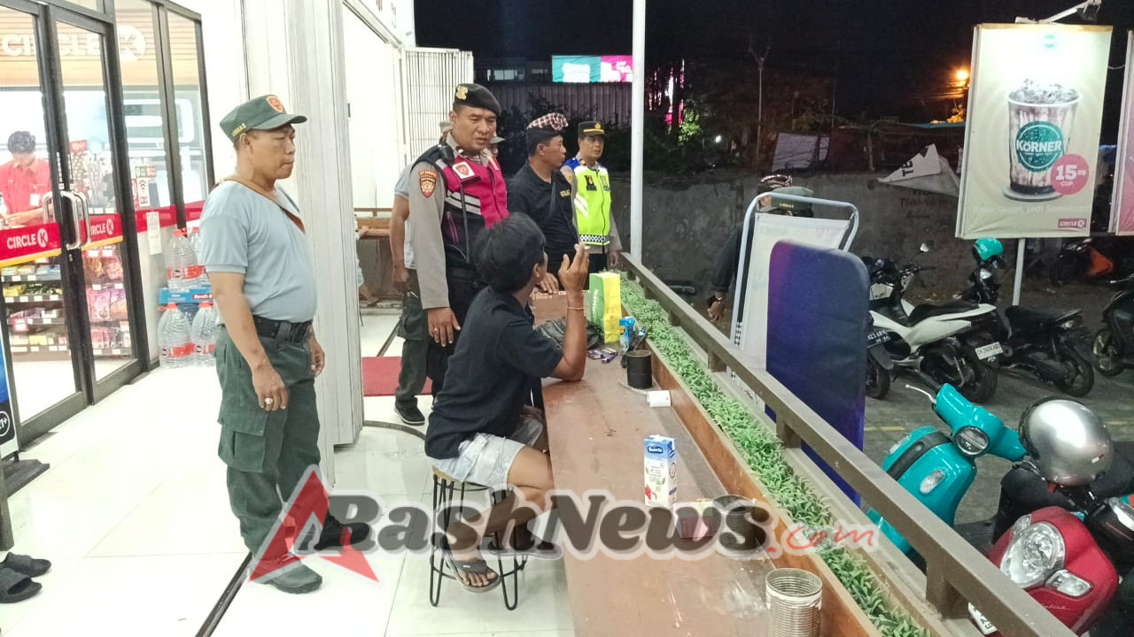 Patroli gabungan Bersama Masyarakat di Denpasar Selatan Jaga Situasi Kondusif