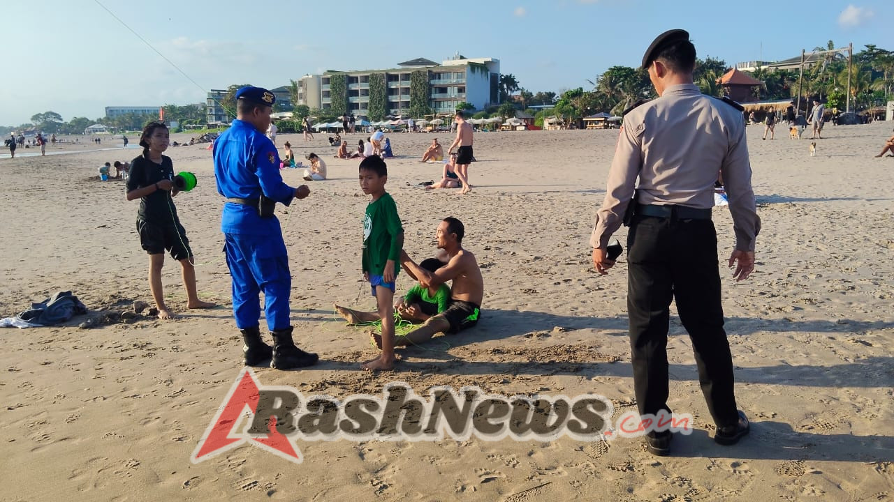 Cegah Insiden di Tempat Umum, Sat Polair dan Pam Obvit Edukasi Bahaya Tali Layangan