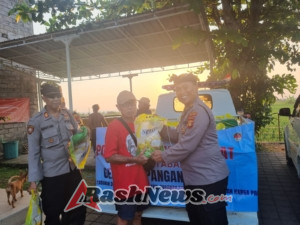 Kapolsek Kerambitan NYELEDET di Desa Kelating.