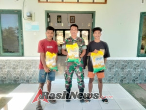 Babinsa Ajak Warga Mokdale Bijak Manfaatkan Beras SPHP untuk Ketahanan Pangan