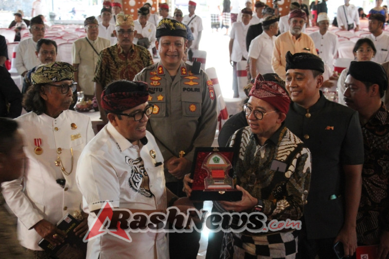 KAPOLRES TABANAN HADIRI KUNJUNGAN BUDAYA MENTERI KEBUDAYAAN RI DI TABANAN
