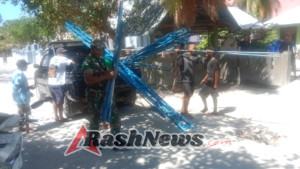 Tingkatkan Rasa Kebersamaan, Babinsa Rote Ndao Gelar Komsos dan Gotong Royong