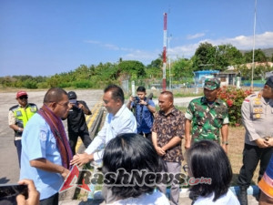 Dandim 1624/Flotim Dampingi Langsung Kunjungan Kerja Gubernur NTT di Flores Timur