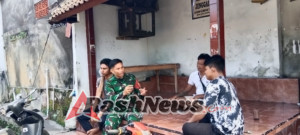 Babinsa Banjarangkan Gelar Komsos Wujudkan Sinergitas Kuat Dengan Masyarakat