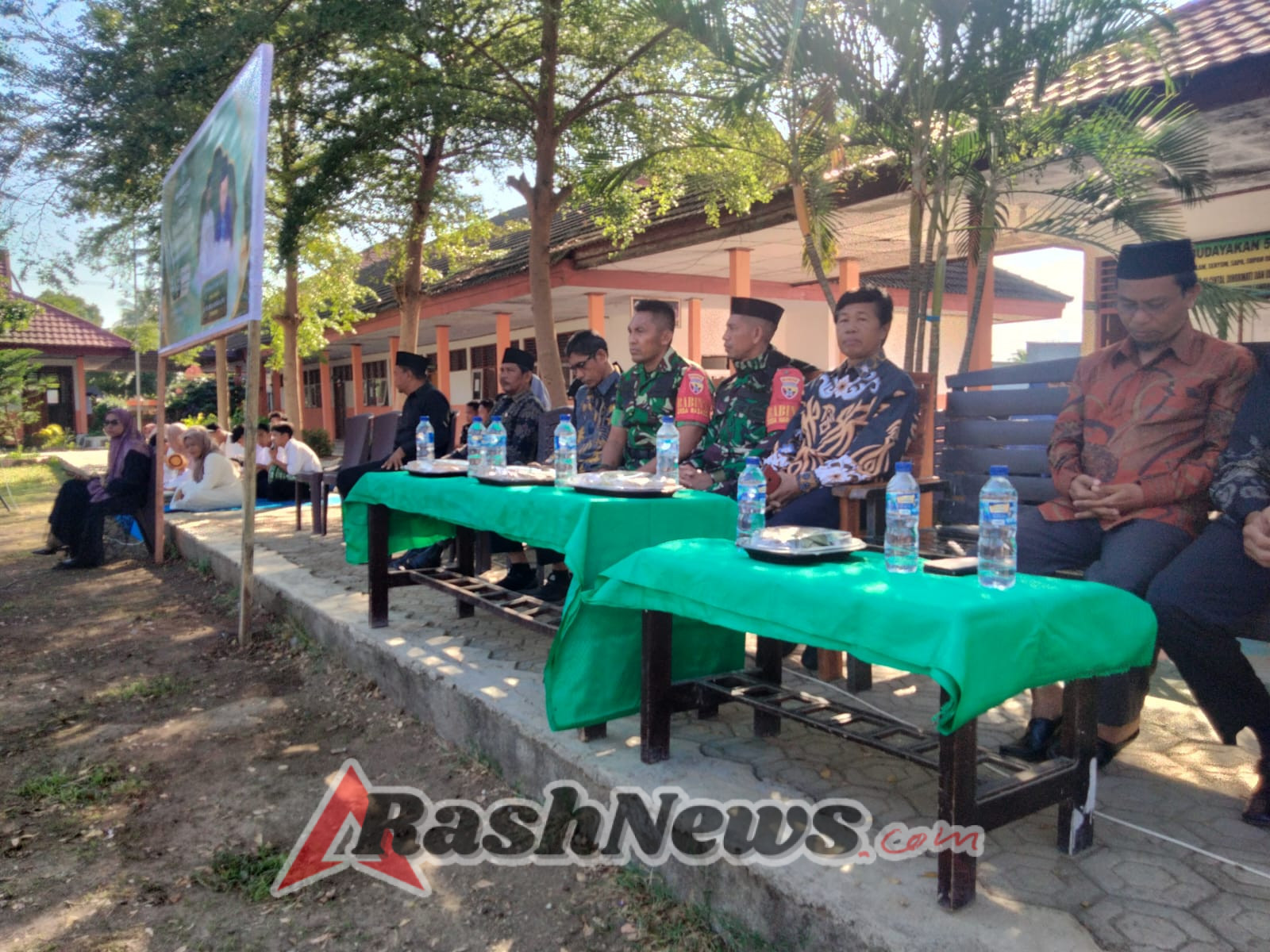 Peringatan Maulid Nabi di SMA N 1 Sape Berjalan Tertib dan Aman
