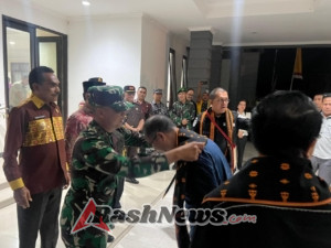 Letkol Inf Imam Subekti Sambut Hangat Kunjungan Gubernur NTT di Wilayah Teritorialnya
