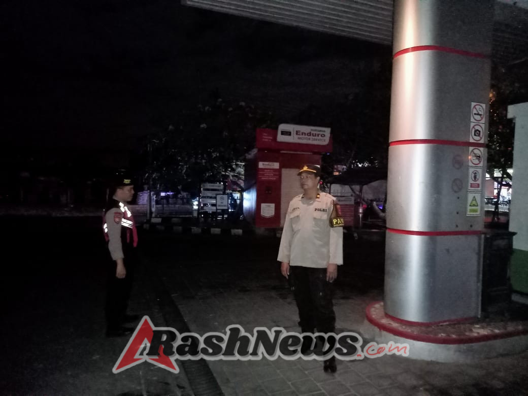 Patroli Subuh, Polsek Mengwi Sambangi Kompleks Pertokoan