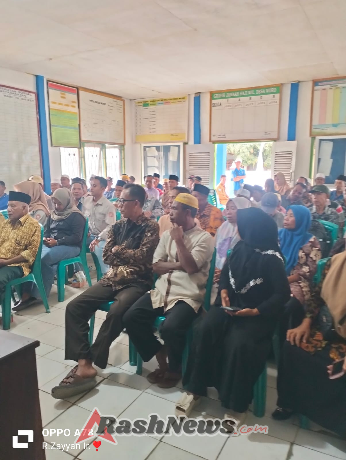 Anggota DPRD Bima dan Tokoh Masyarakat Hadiri Pelantikan Perangkat Desa Woro