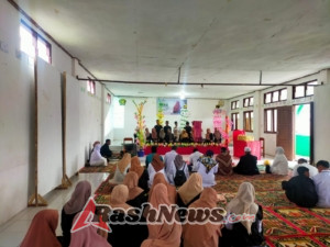 Peringatan Maulid Nabi Muhammad SAW di MAS Al Hikmah Soe Berlangsung Khidmat, Babinsa Turut Hadir