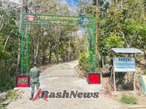 Demi Kenyamanan Jemaat, Satgas Pamtas Laksanakan Pengamanan Misa di Naekake