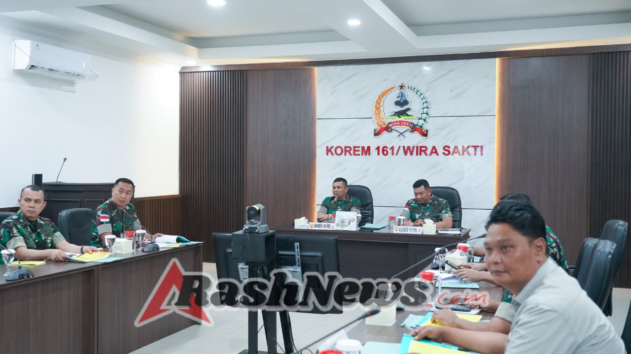 Danrem 161/Wira Sakti Terima Paparan TMMD ke-126 dari Dandim Manggarai dan Ngada