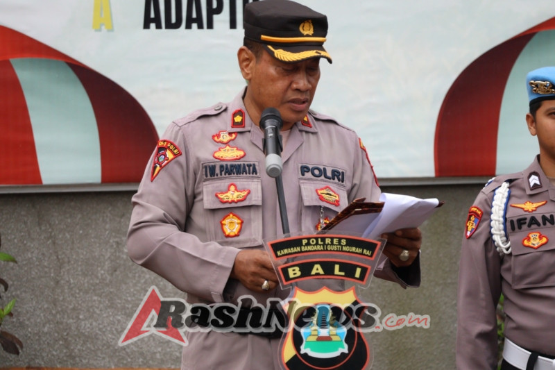 Polres Bandara Ngurah Rai Gelar Upacara Peringatan Hari Olahraga Nasional ke-42