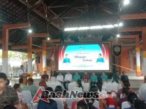 Aksi Sosial “Menyapa dan Berbagi” TP PKK Provinsi Bali Sasar Warga Tojan, Serka Ketut Sudarma Turun Langsung Beri Pengawalan