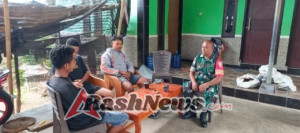 Babinsa Koramil 1618-04/Bisel Laksanakan Anjangsana, Ajak Tokoh Pemuda Jaga Keamanan dan Cegah Kenakalan Remaja