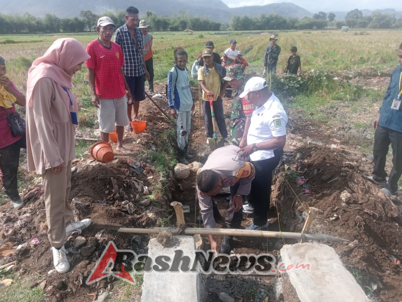 Babinsa Serka Hasan Jaga Sinergi Aparat dan Masyarakat Saat Peletakan Batu Pertama Irigasi