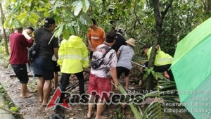 Gerak cepat Personil Polsek Tabanan tanggap bencana alam
