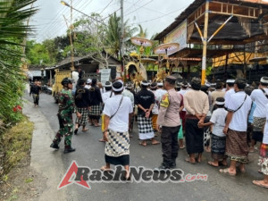Tiga Pilar Di Kutampi Gelar Pengamanan Rangkaian Tapakan Sesuhunan Menuju Pura Dalem Gelagah Sembir