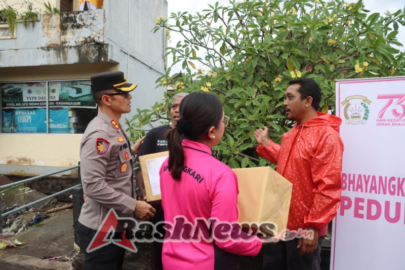 Kapolres Karangasem Salurkan Bantuan untuk Korban Bencana Longsor dan Banjir di Sidemen