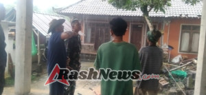 Memastikan dampak kerusakan dan kondisi para korban, Dandim 1623/Karangasem terjun langsung kelapangan tinjau lokasi tanah longsor.