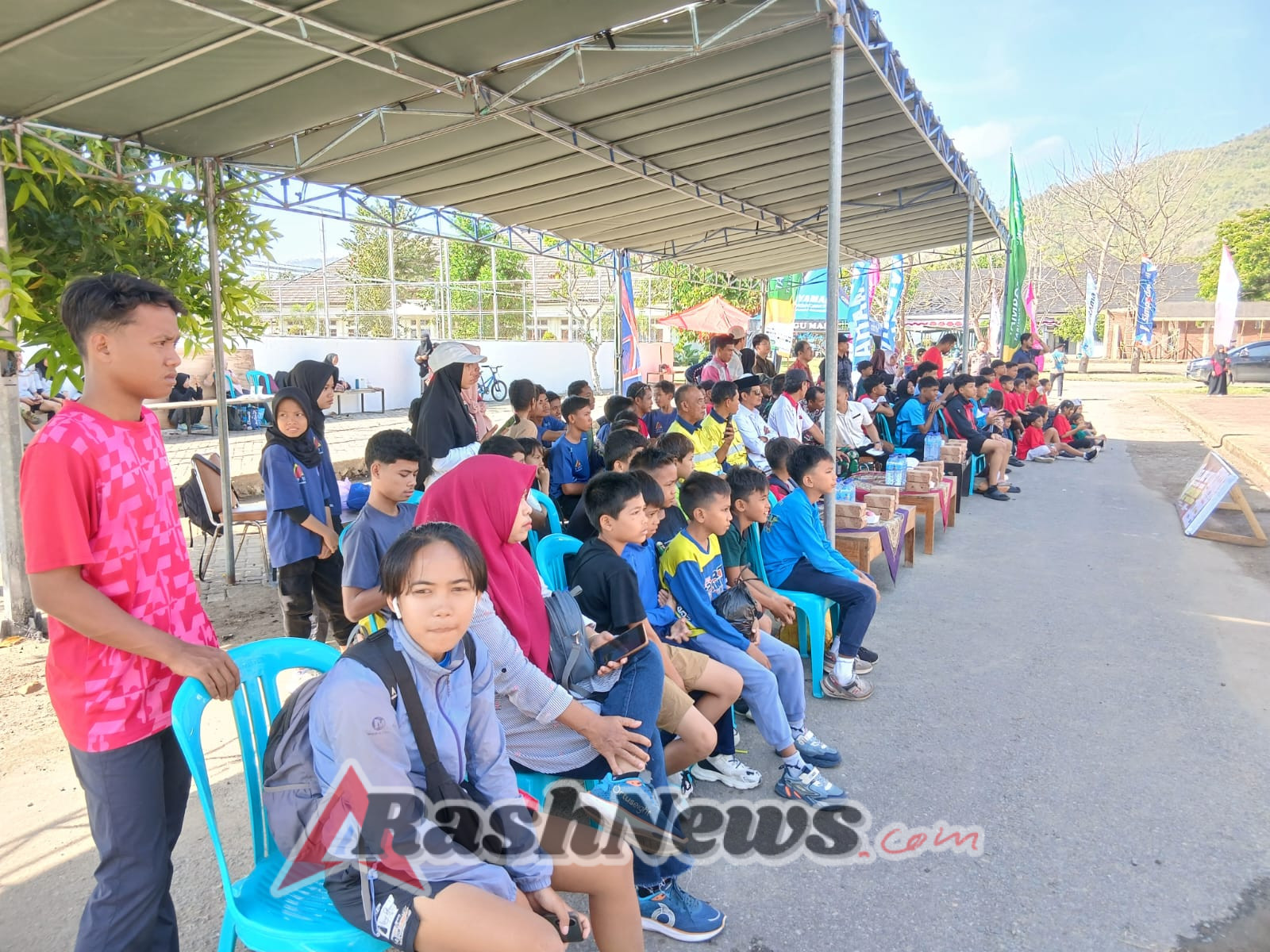 Danramil 1628-01/Taliwang Bersama Forkopimda Sumbawa Barat Hadiri Event Panjat Tebing Provinsi